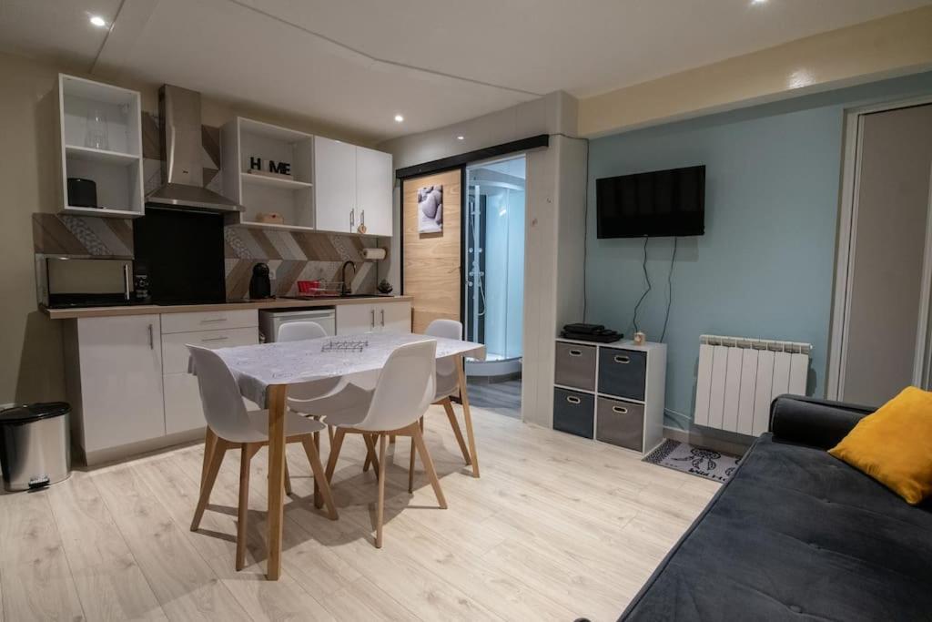 Studio Place De La Barre Le Cosy Lägenhet Mâcon Exteriör bild